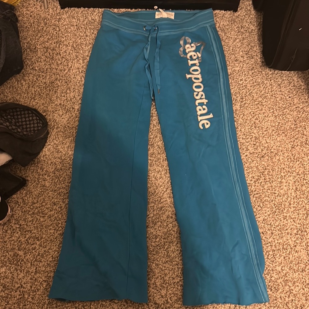 AEROPOSTALE SWEATS